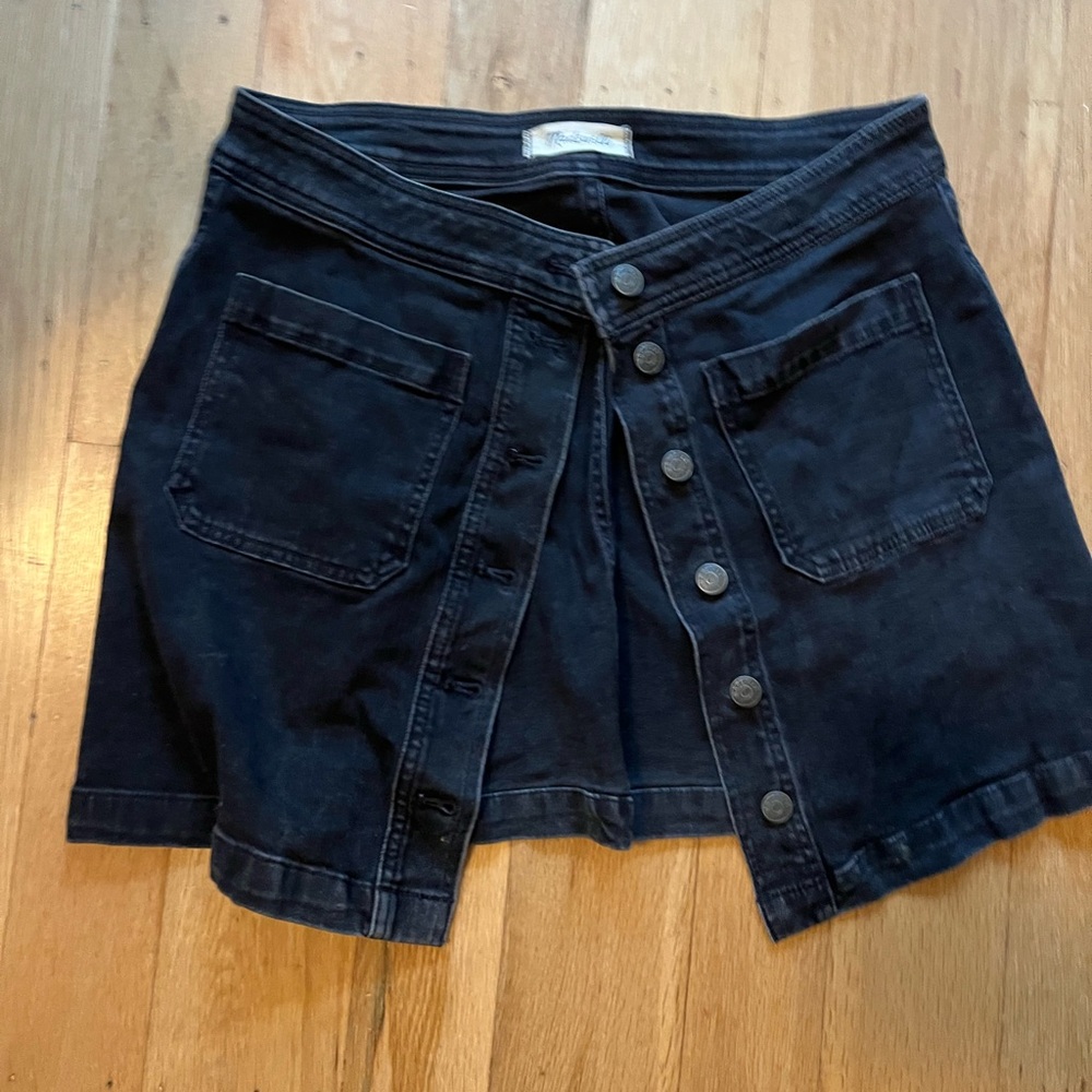 Madewell stretch denim a-line button down skirt in black